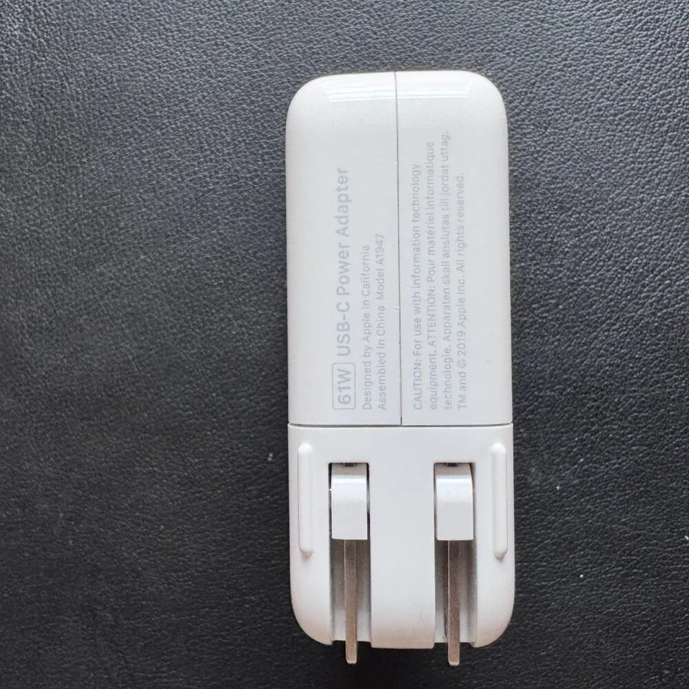 Apple 61W USB-C Power Adapter – MacBook & iPhone Compatible ⚡